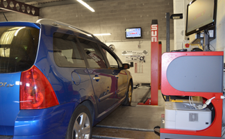 Car being tested in our Daventry MOT Bay